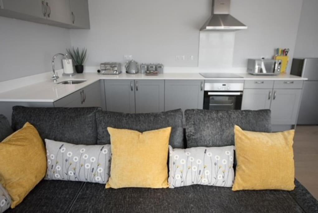 Beautiful, Spacious 1 Bed Flat Brentwood Luaran gambar